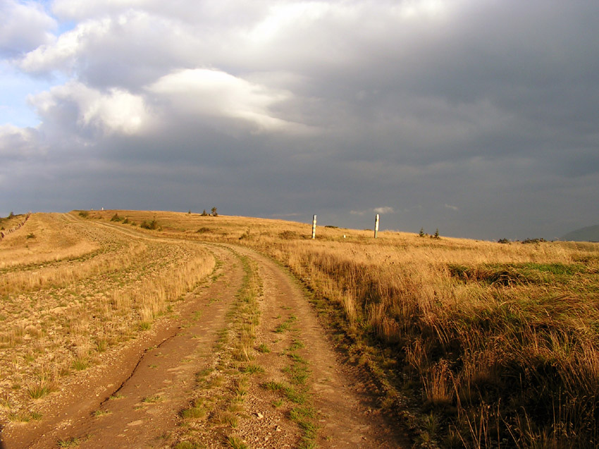 Czywczyn Mountains, border beetwen Ukraine and Romania